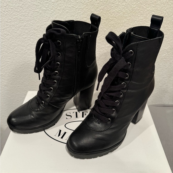 Steve Madden Latch High Heeled Ankle Boots - Picture 5 of 6